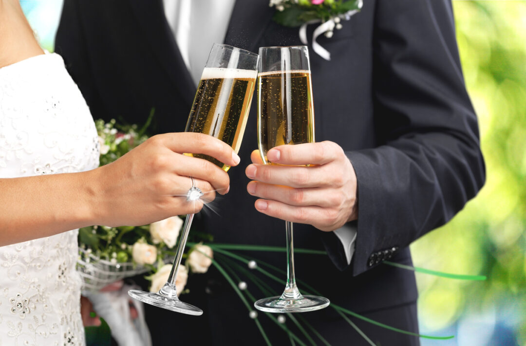 CHAMPAGNE AND WINE FOR YOUR WEDDING
